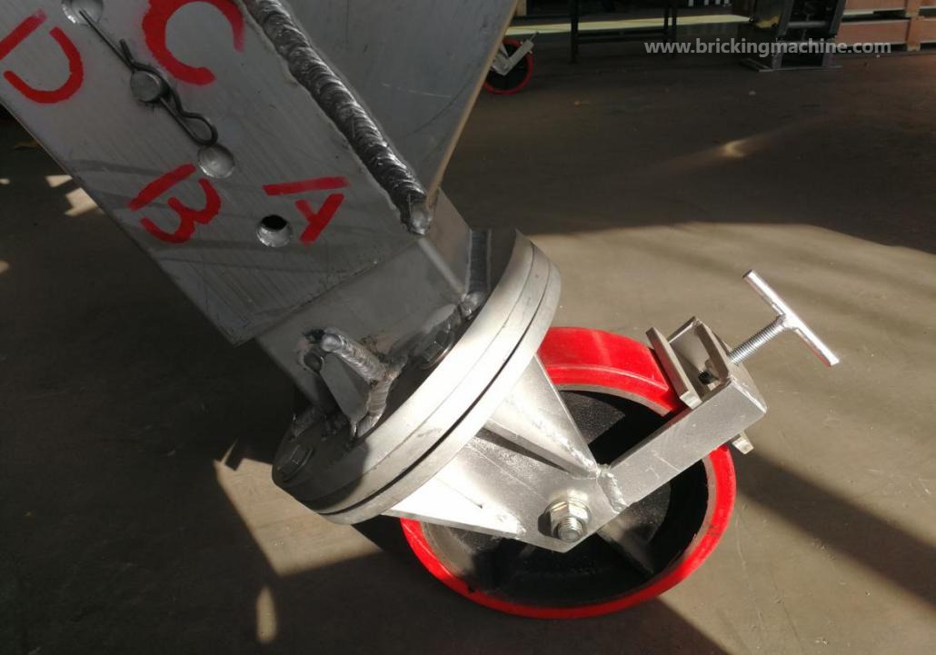Inclined leg and rack assembly